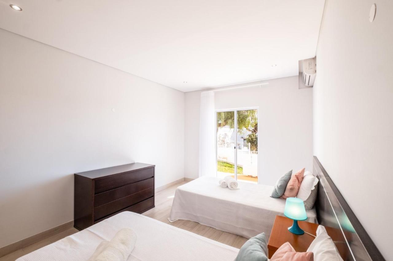 Villa Kevin By Atlantic Places อัลบูเฟรา ภายนอก รูปภาพ